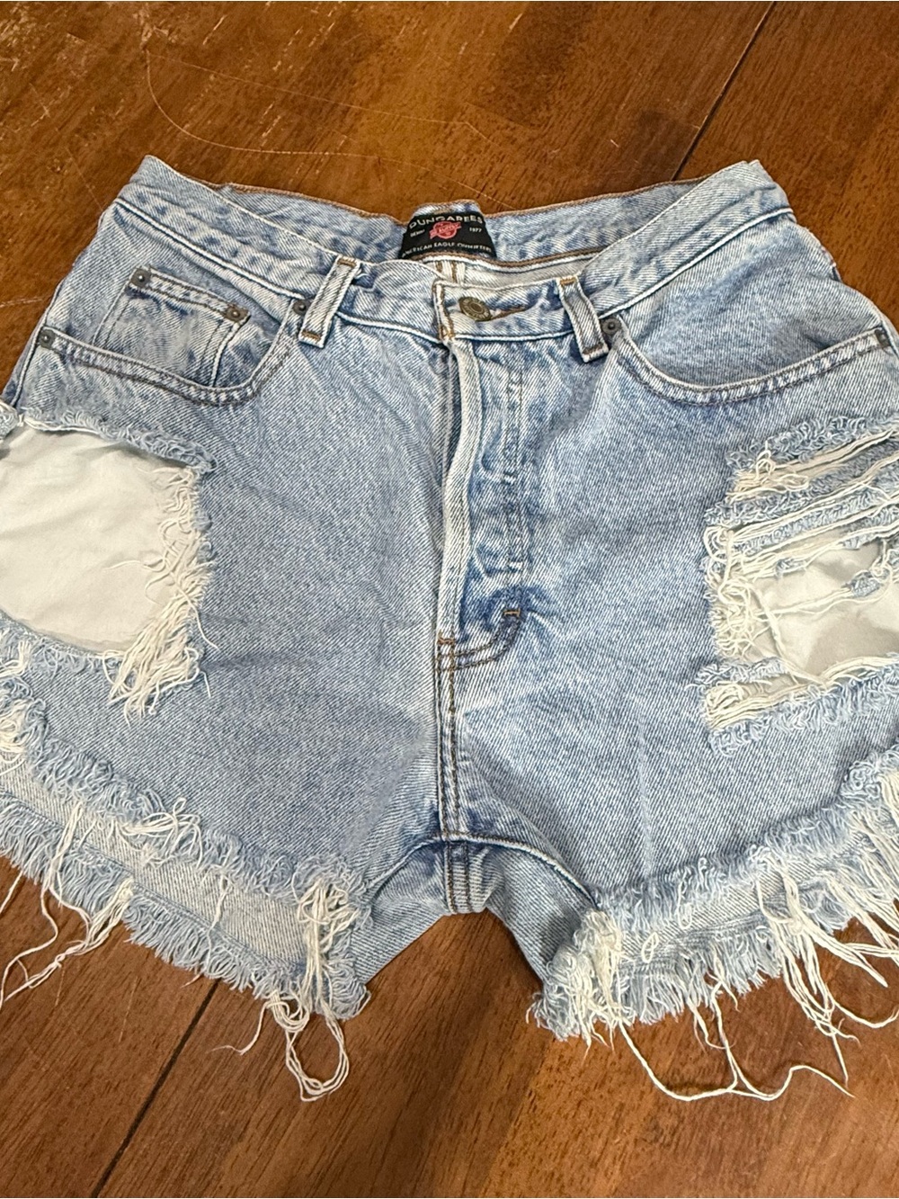 American Eagle AE Supply Dungarees Women’s Size 6 Distressed Denim Cutoff Shorts